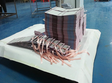 Bonita caja de regalo con cinta magnética impresa a todo color en 520